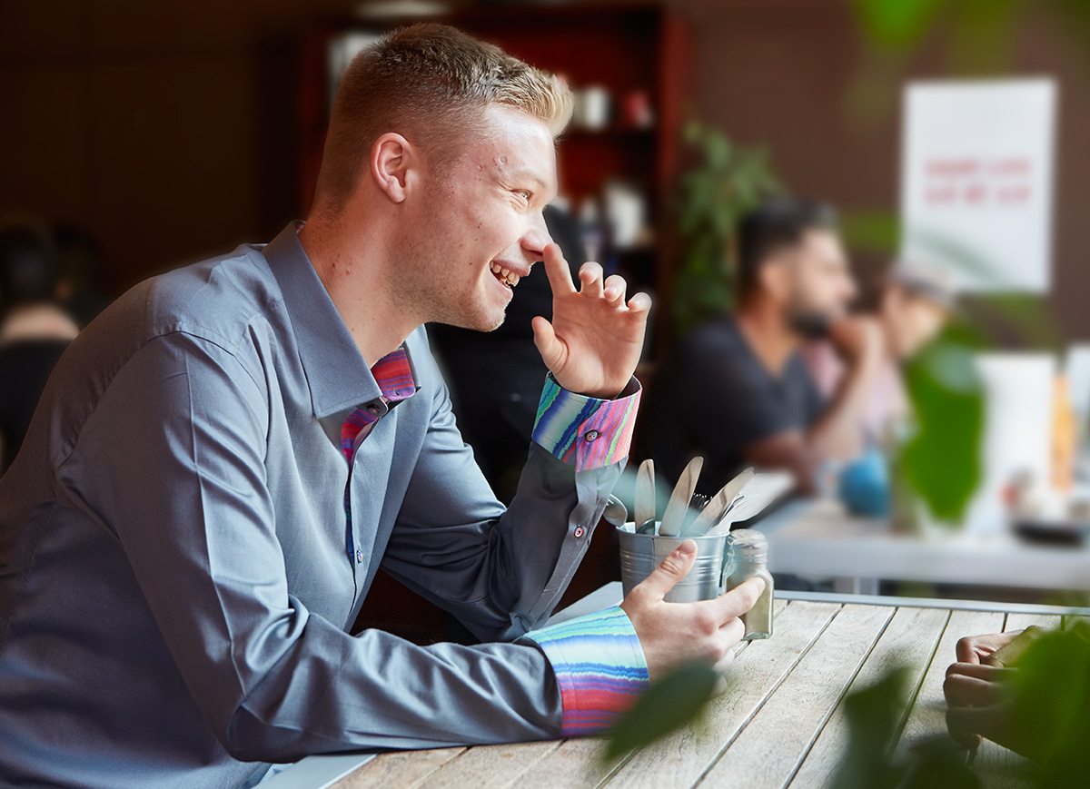 Dresscode-glitch-shirt-Street