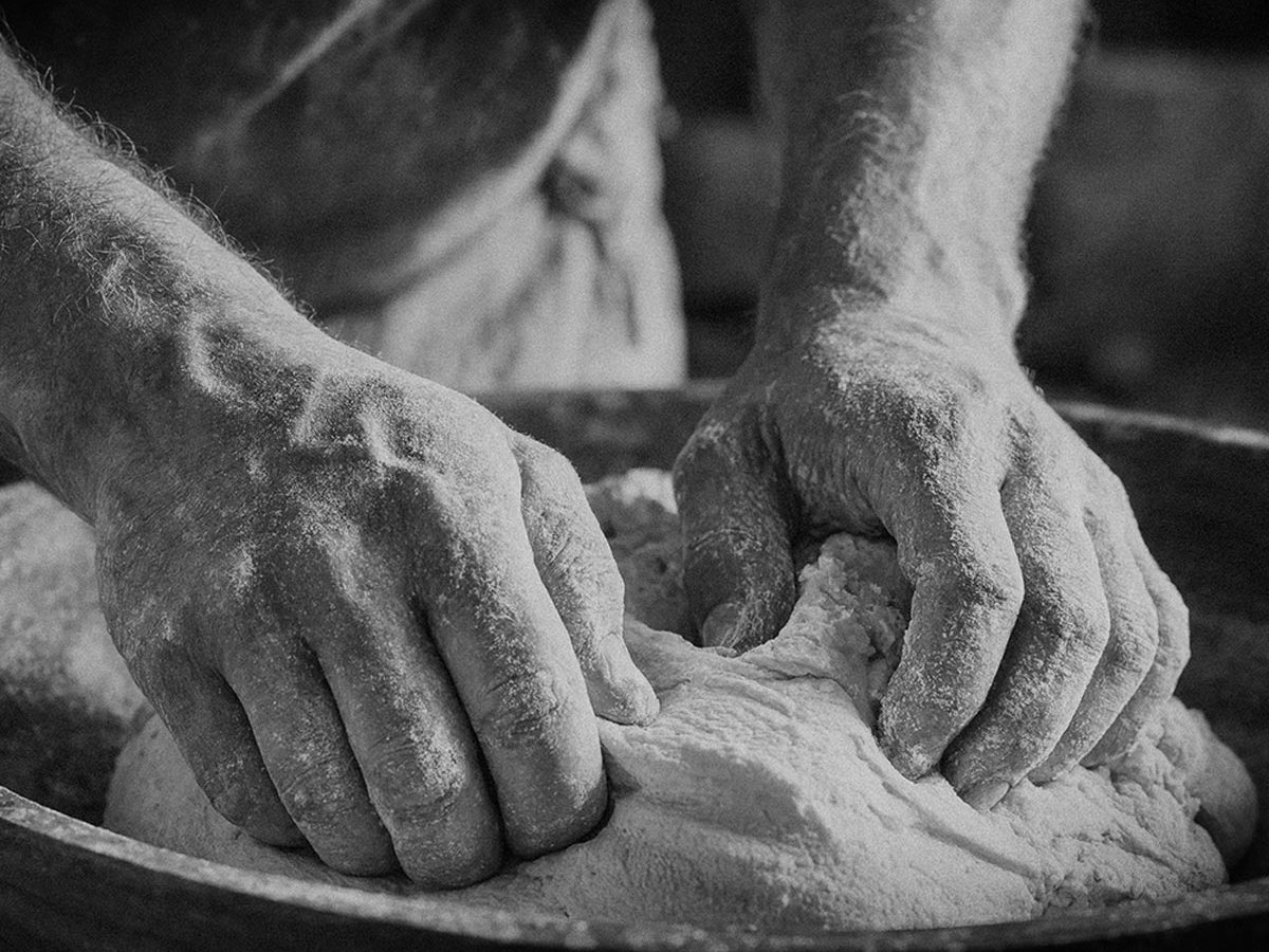 Hand-made or machine&nbsp;mixed?